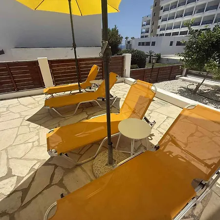 Mulberry Retreat 0,5km From Everything فيلة